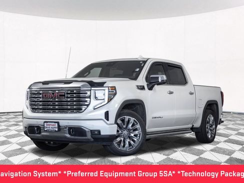 Used 2023 GMC Sierra 1500 Denali w/ Denali Reserve Package AWD/4WD image 2