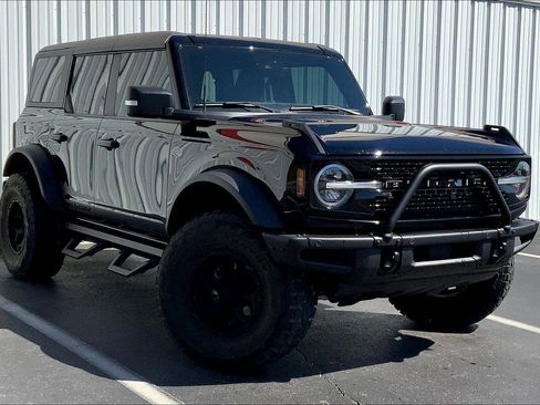 Used 2022 Ford Bronco Wildtrak AWD/4WD image 2