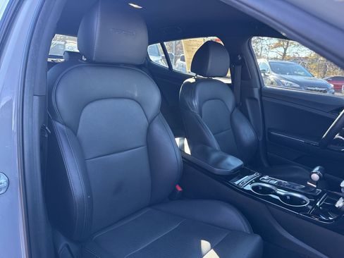 Used 2022 Kia Stinger GT-Line image 14