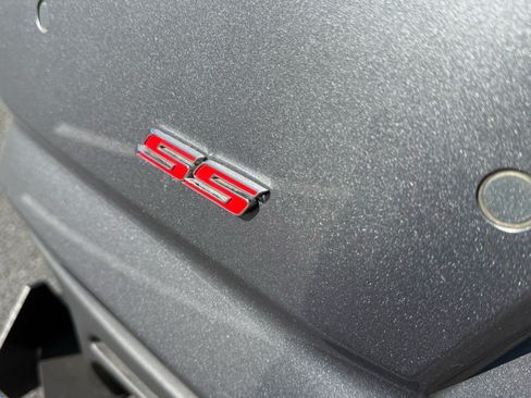 Used 2019 Chevrolet Camaro SS RWD image 6