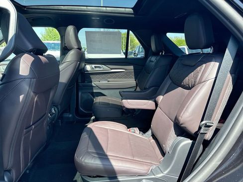 New 2026 Ford Explorer Platinum AWD/4WD image 24