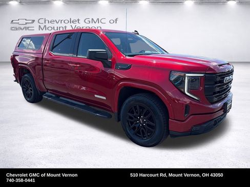 Used 2022 GMC Sierra 1500 Elevation w/ LPO, Elevation Black Package AWD/4WD image 8