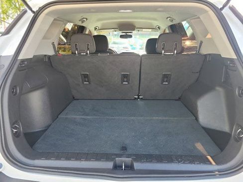 Used 2019 GMC Terrain SLE w/ Black Edition image 6