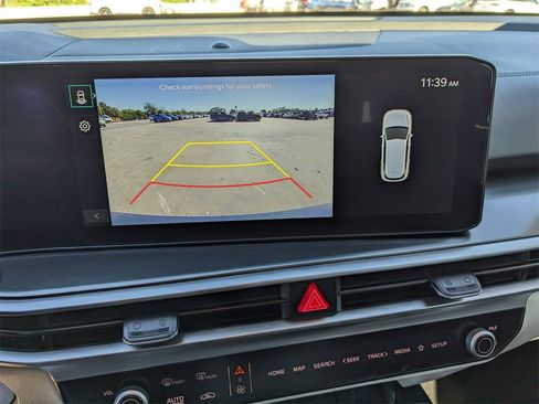 Certified 2025 Kia Sorento S image 25