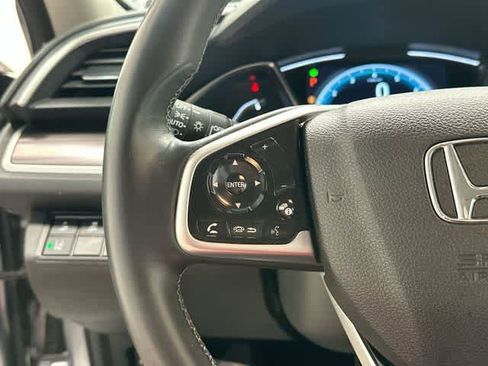 Used 2019 Honda Civic EX image 9