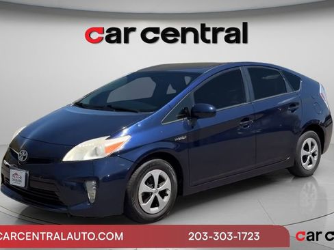 Used 2012 Toyota Prius Two FWD image 1