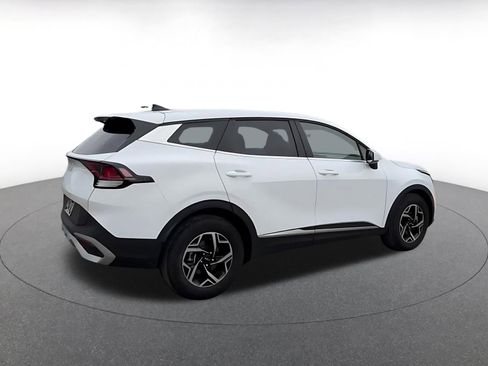 Used 2025 Kia Sportage LX FWD image 14