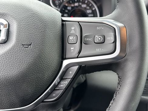 New 2026 RAM 3500 Big Horn AWD/4WD image 33