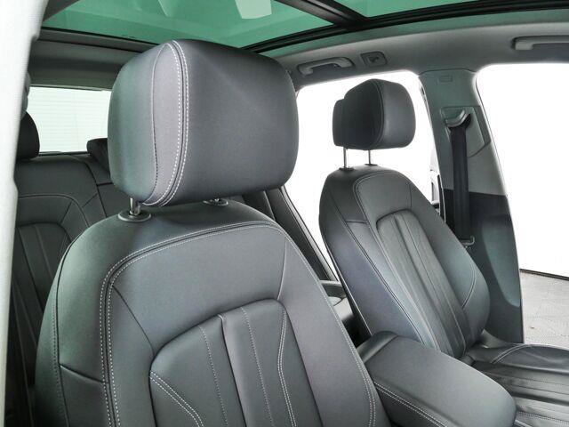 Used 2024 Audi Q5 2.0T Premium w/ Convenience Package AWD/4WD image 22