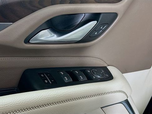 Certified 2022 GMC Yukon XL Denali image 19