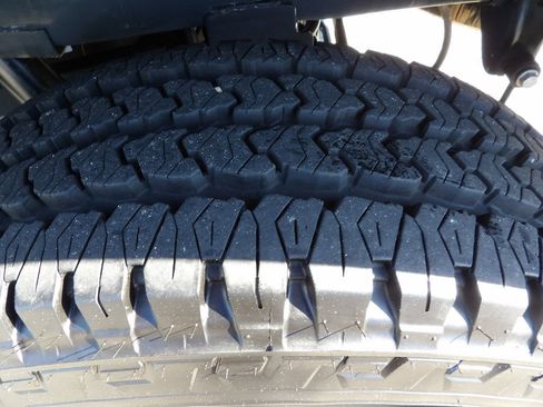 Used 2024 RAM 2500 Laramie w/ Safety Group AWD/4WD image 59