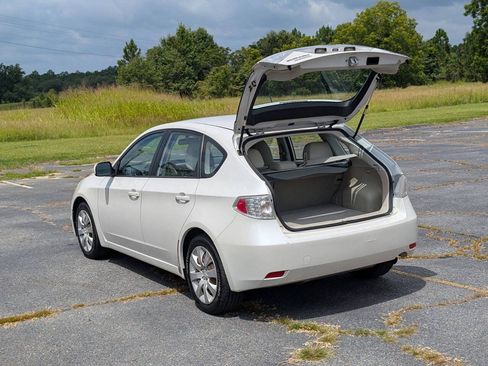 Used 2010 Subaru Impreza 2.5i AWD/4WD image 27