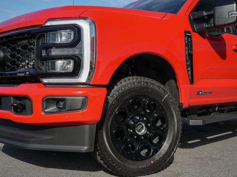 New 2026 Ford F250 Lariat w/ Black Appearance Package image 4