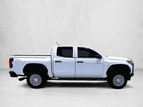 Used 2024 Chevrolet Colorado W/T w/ WT Convenience Package RWD image 5