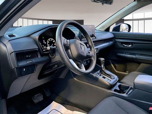 Certified 2025 Honda CR-V EX image 17