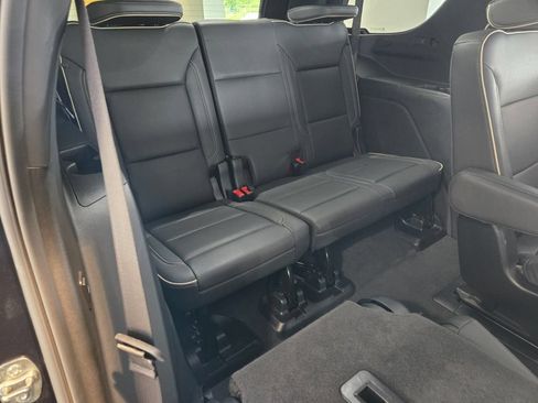 Certified 2025 Chevrolet Tahoe Premier AWD/4WD image 12