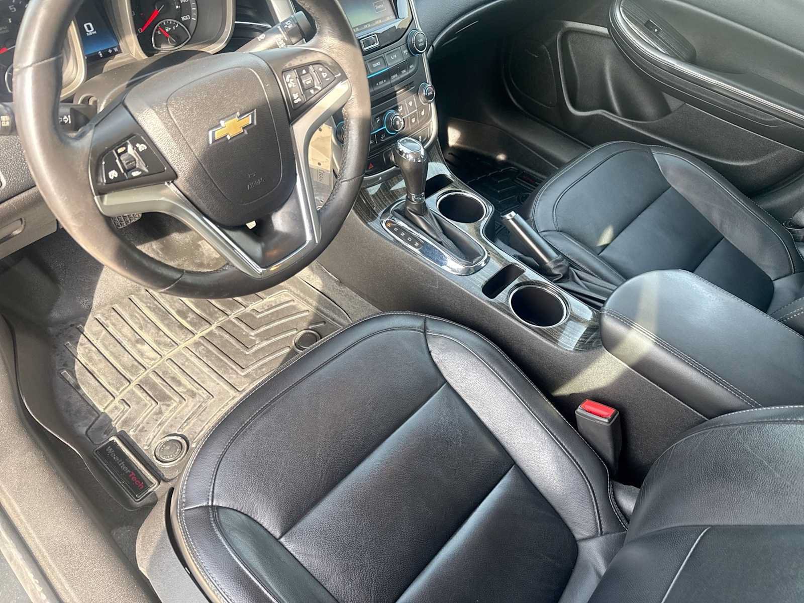 Used 2014 Chevrolet Malibu LT FWD image 2