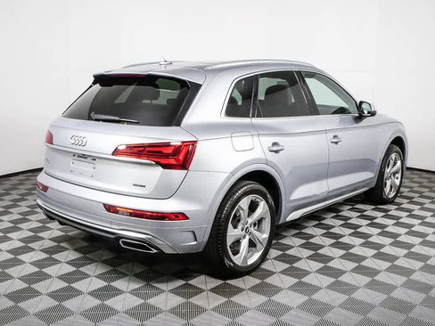 Used 2022 Audi Q5 2.0T Premium Plus w/ Premium Plus Package image 3
