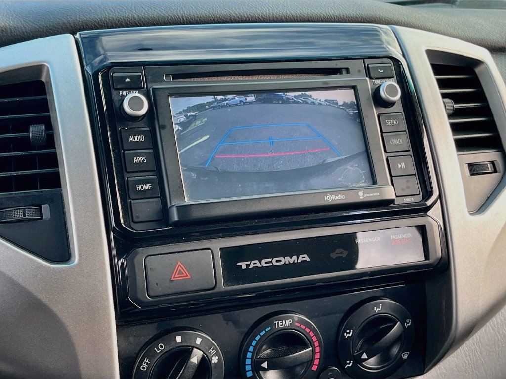 Used 2015 Toyota Tacoma PreRunner w/ SR5 Package RWD image 13