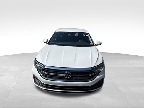 Used 2024 Volkswagen Jetta S image 3
