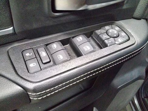 New 2026 RAM 2500 Big Horn AWD/4WD image 31