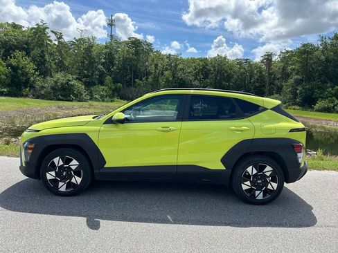 Used 2025 Hyundai Kona SEL FWD image 3