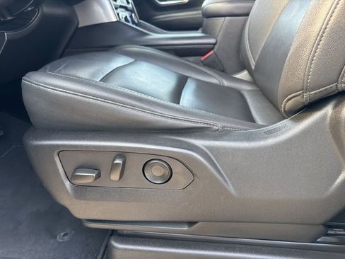 Used 2024 Chevrolet Tahoe LT image 16