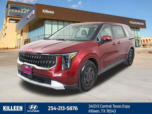 Used 2025 Kia Carnival LXS image 3