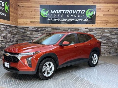 Used 2024 Chevrolet Trax LS FWD image 6