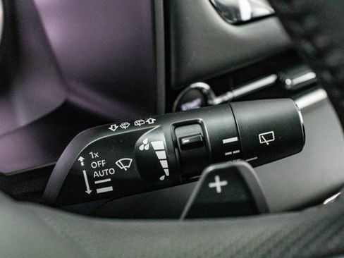 New 2025 Mitsubishi Outlander SE image 10