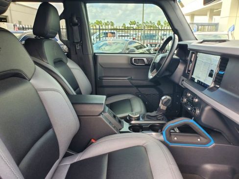 Certified 2024 Ford Bronco Black Diamond image 35