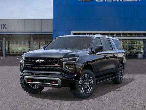 New 2026 Chevrolet Suburban Z71 w/ Comfort Package AWD/4WD image 6