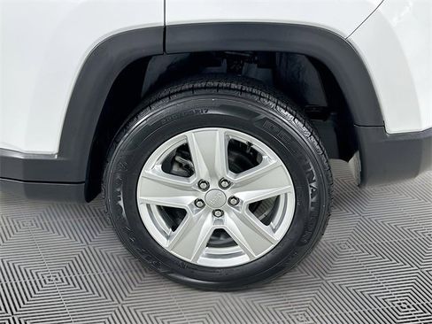 Used 2022 Jeep Compass Latitude w/ Convenience Group image 22