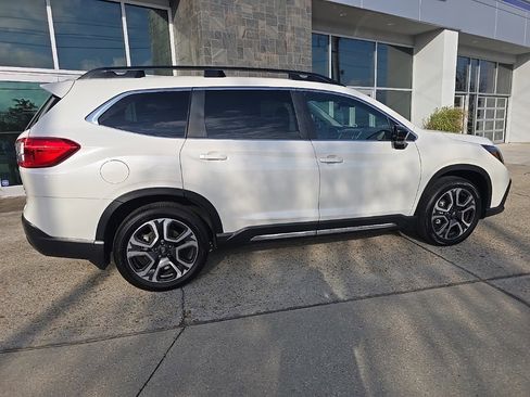 Certified 2025 Subaru Ascent Limited image 12