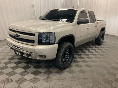 Used 2009 Chevrolet Silverado 1500 LT w/ Power Pack Plus AWD/4WD image 10