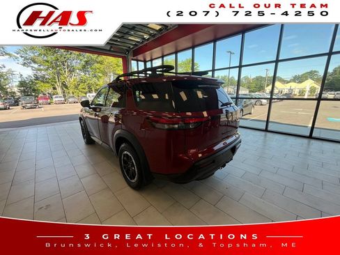 Used 2023 Nissan Pathfinder Rock Creek AWD/4WD image 3
