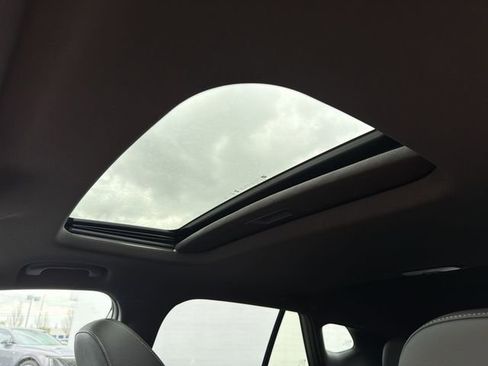 New 2026 Chevrolet Trax RS w/ Sunroof Package FWD image 22