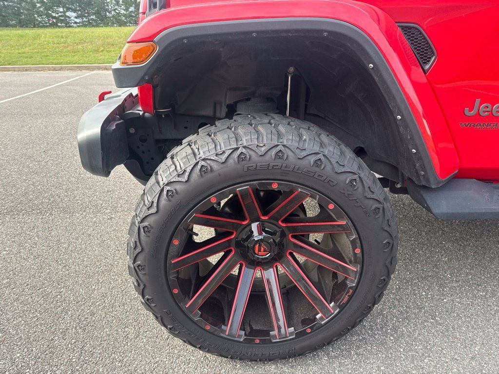 Used 2021 Jeep Wrangler Unlimited Rubicon AWD/4WD image 11