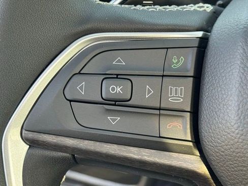 New 2025 Jeep Grand Cherokee L Limited w/ Trailer Tow Package image 12