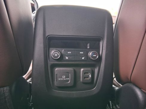 Used 2021 Buick Enclave Avenir w/ LPO, Floor Liner Package FWD image 6