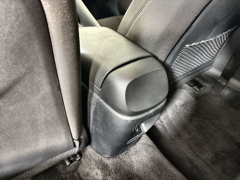 Certified 2025 Hyundai Elantra SEL FWD image 23