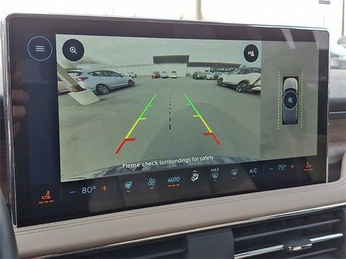 Certified 2025 Lincoln Corsair Reserve image 18