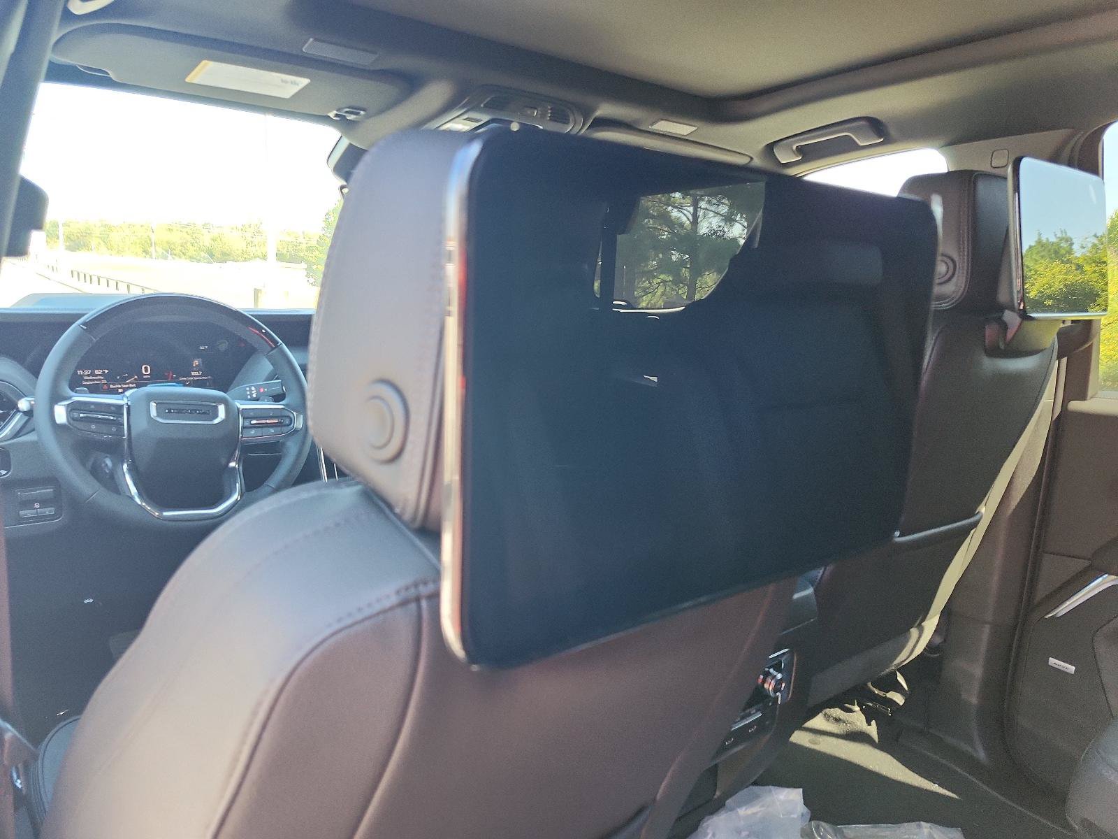 New 2027 GMC Yukon Denali AWD/4WD image 10