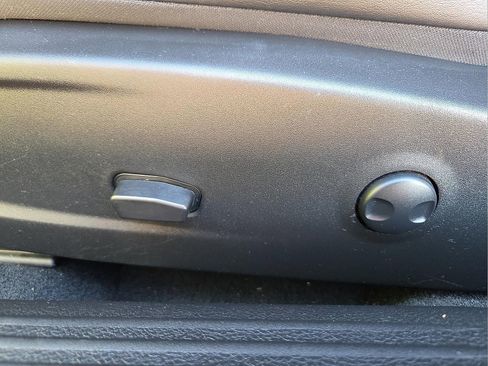 Used 2023 Dodge Challenger GT w/ Plus Package image 15