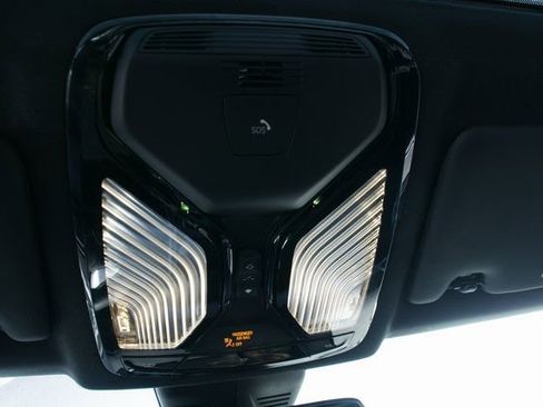 Used 2025 BMW 330i xDrive Sedan image 23