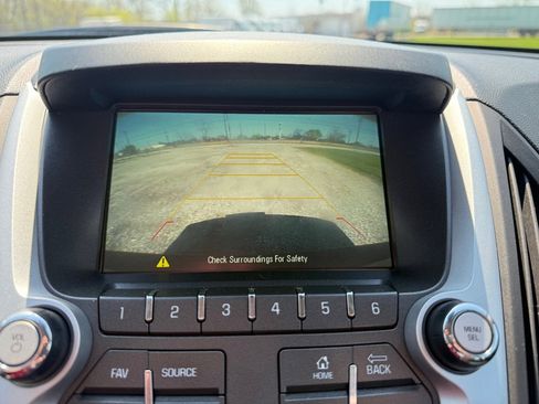 Used 2016 Chevrolet Equinox LS AWD/4WD image 15