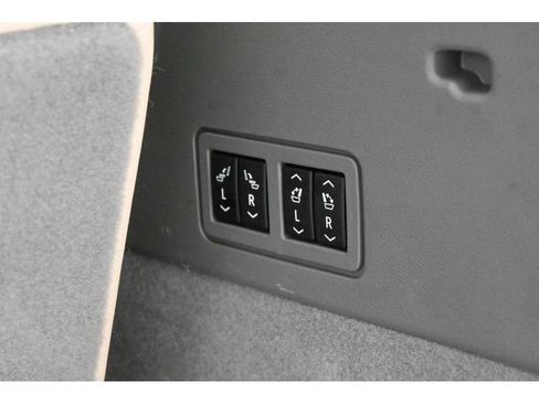 Used 2020 Cadillac XT6 Premium Luxury image 62