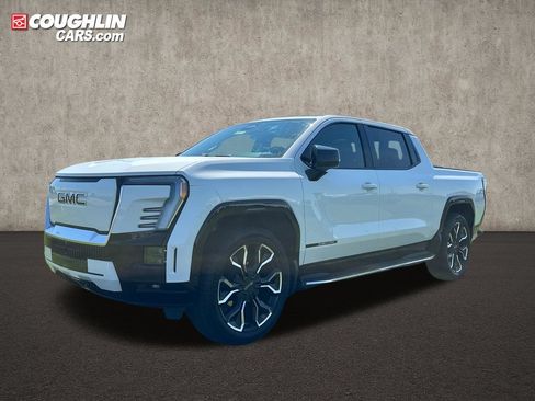 Used 2025 GMC Sierra EV Denali AWD/4WD image 9
