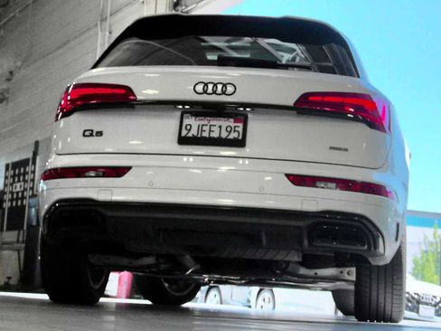 Used 2023 Audi Q5 e Premium Plus AWD/4WD image 5