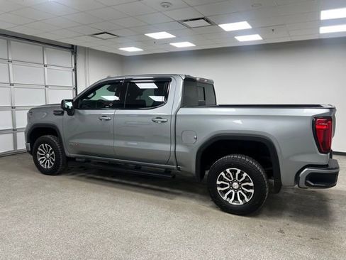 Used 2023 GMC Sierra 1500 AT4 w/ AT4 Preferred Package image 7